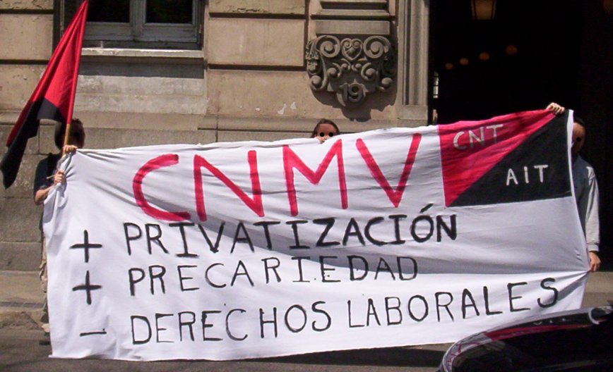 Pancarta ante la CNMV